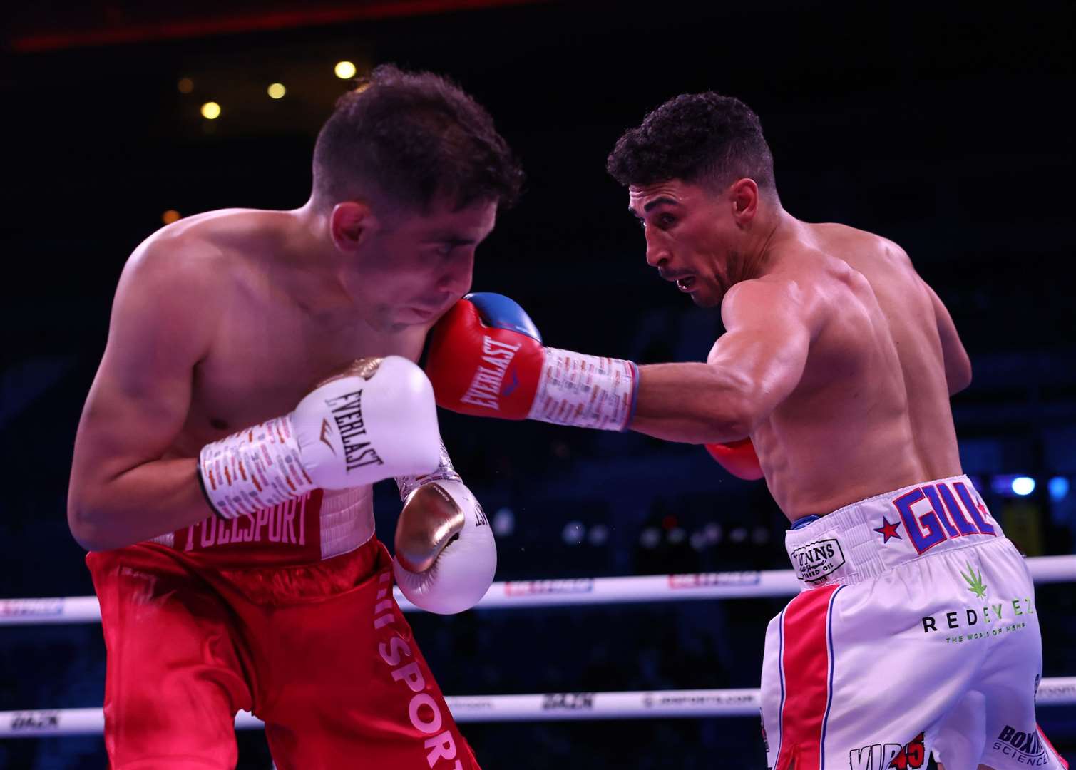 Early action between Jordan Gill and Alan Isaias Luques Castillo. Photo: Mark Robinson (Matchroom Boxing)