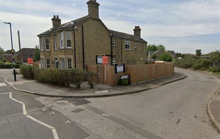 Wenny Road junction with Ellingham Gardens.