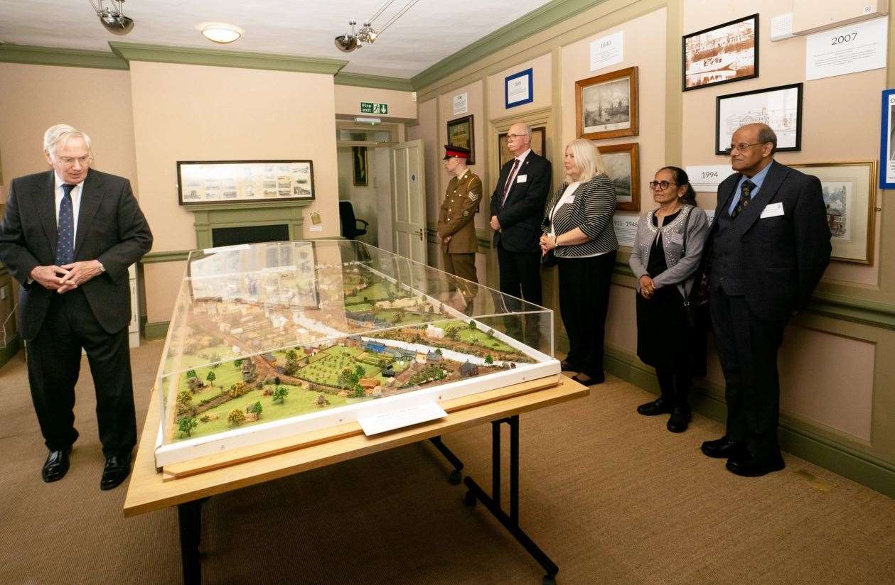 HRH with 1795 Wisbech Model