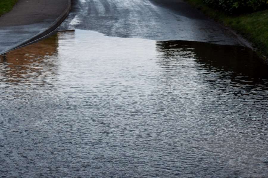 Water Leak on North End Rd Wisbech
