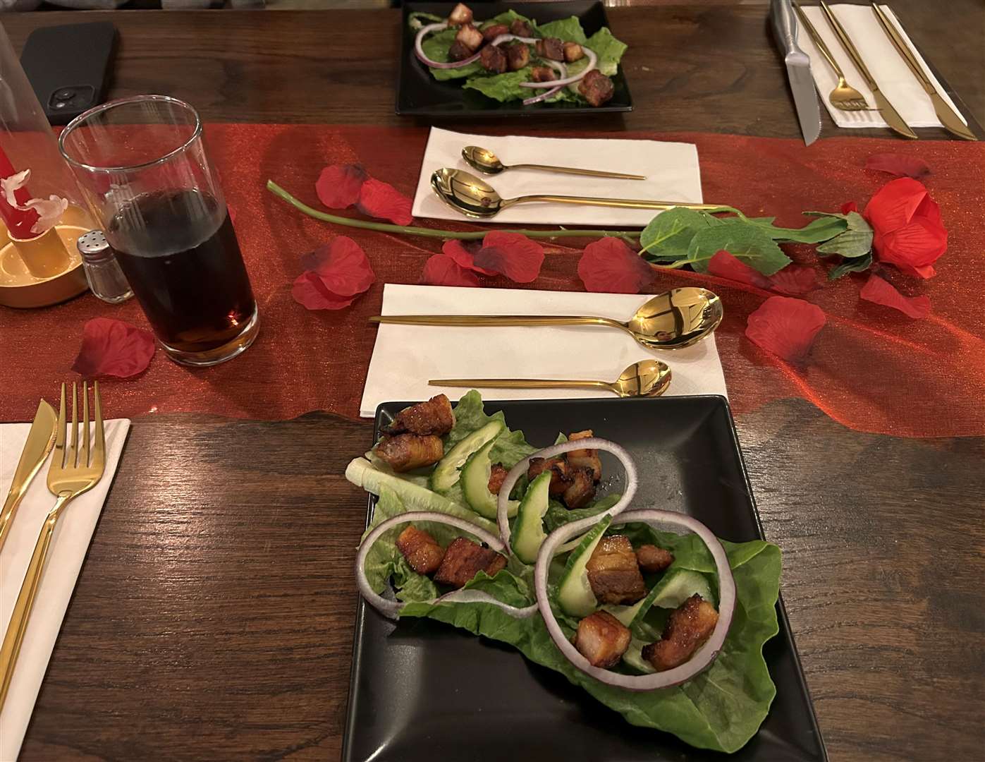 For our starter we had the barbecue pork belly bites